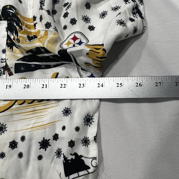 NFL Pittsburgh Steelers Men Hawaiian Christmas Winter Button Up Shirt Size Large - Picture 8 of 8